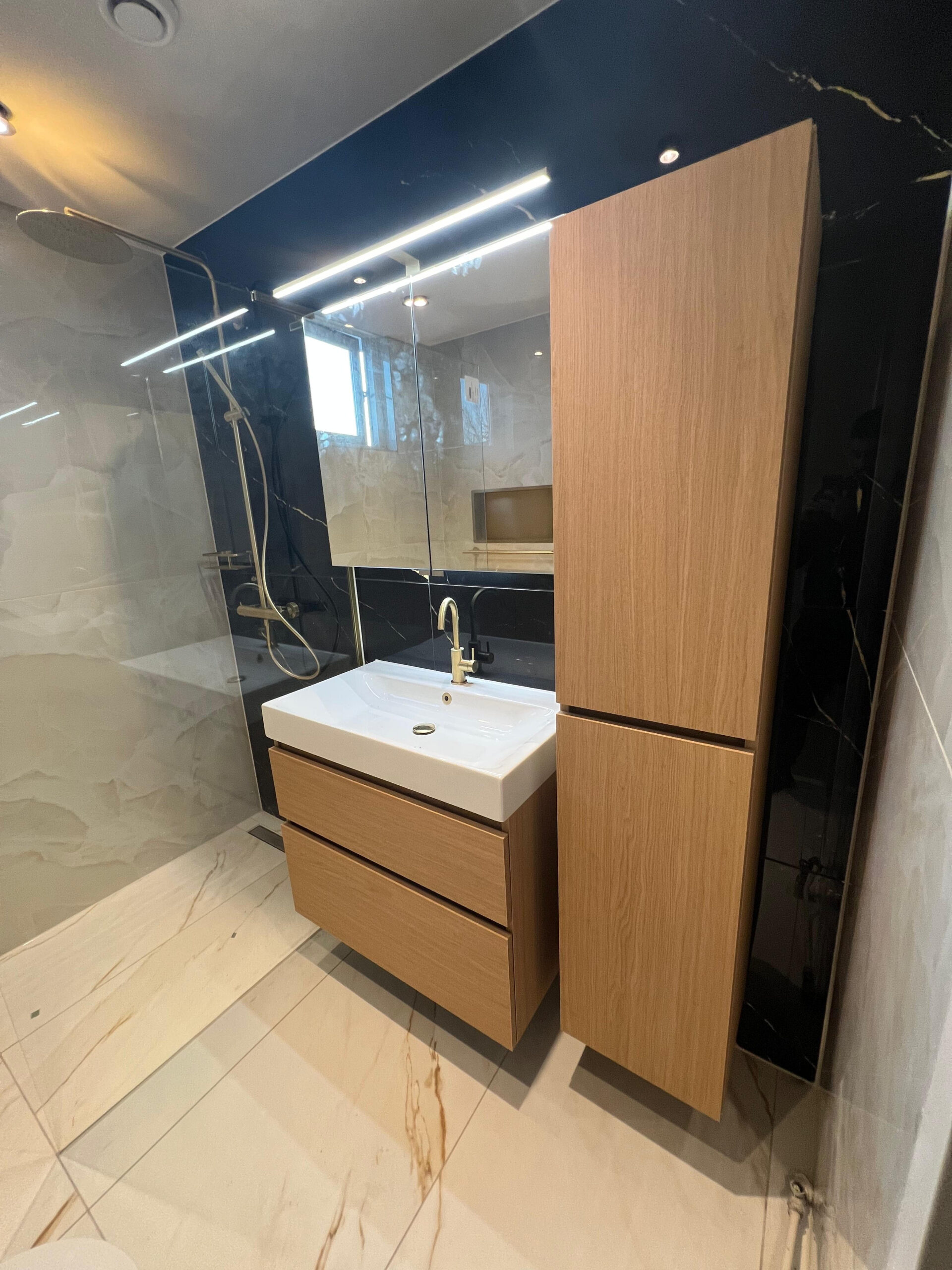 Een Luxueuze Badkamer: Voor & Na